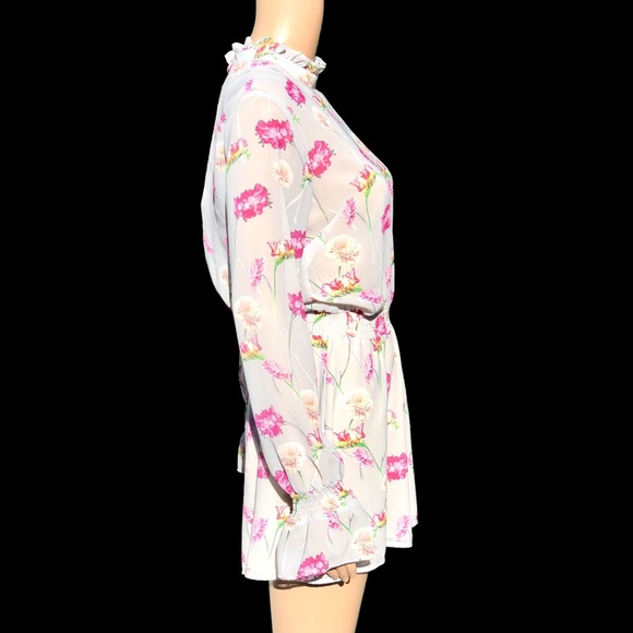 Endless Rose gray floral romper Sz s - Picture 6 of 13